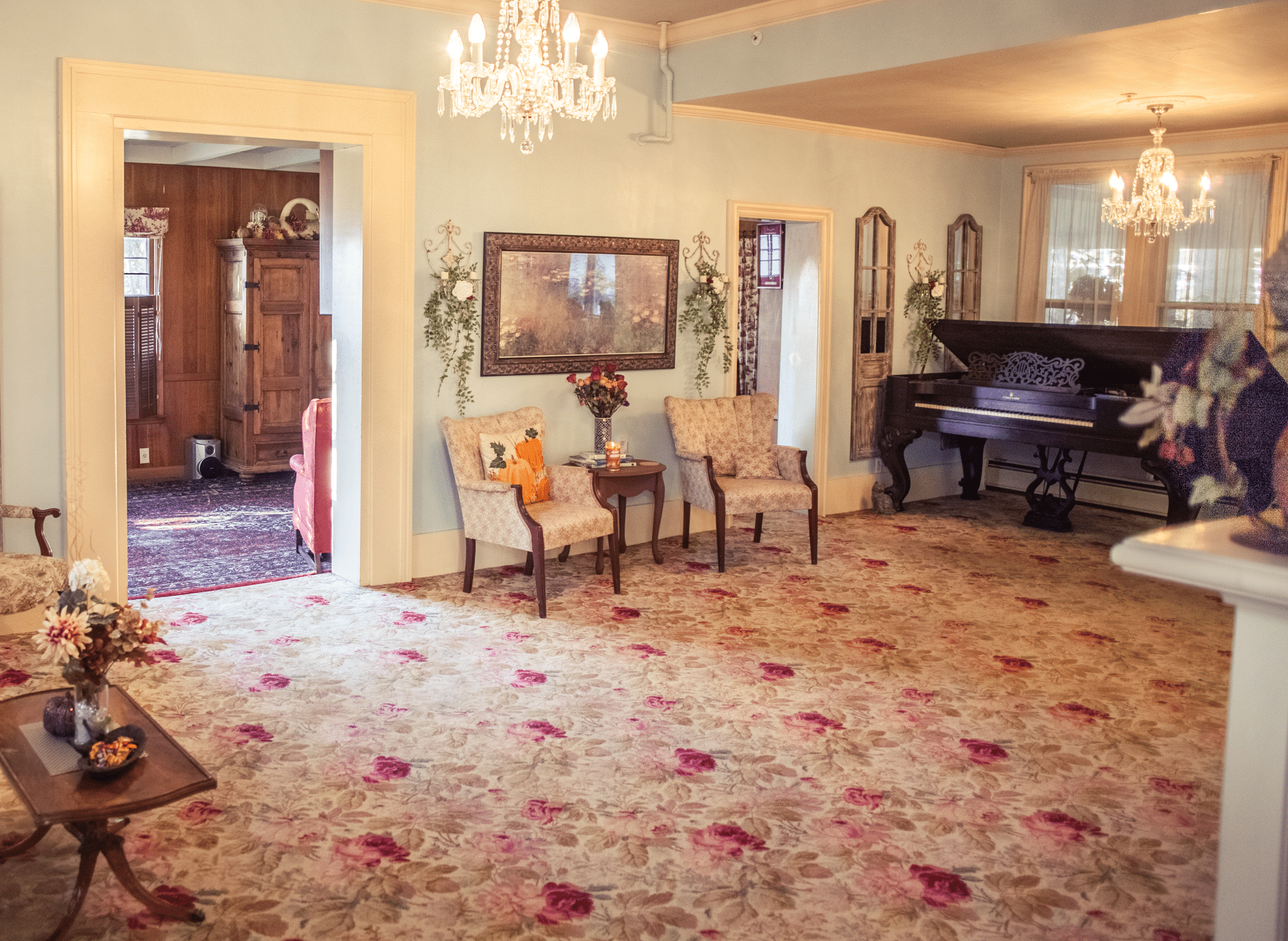 Carpeting comparison. Parlor looking southwest 2015
