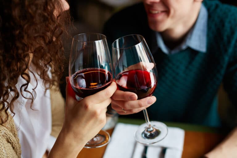 Restaurants in Independence, MO, photo of a happy couple drinking red wine